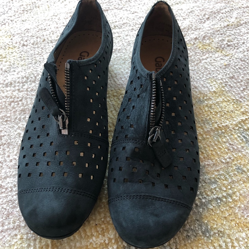 Gabor Hovercraft shoes